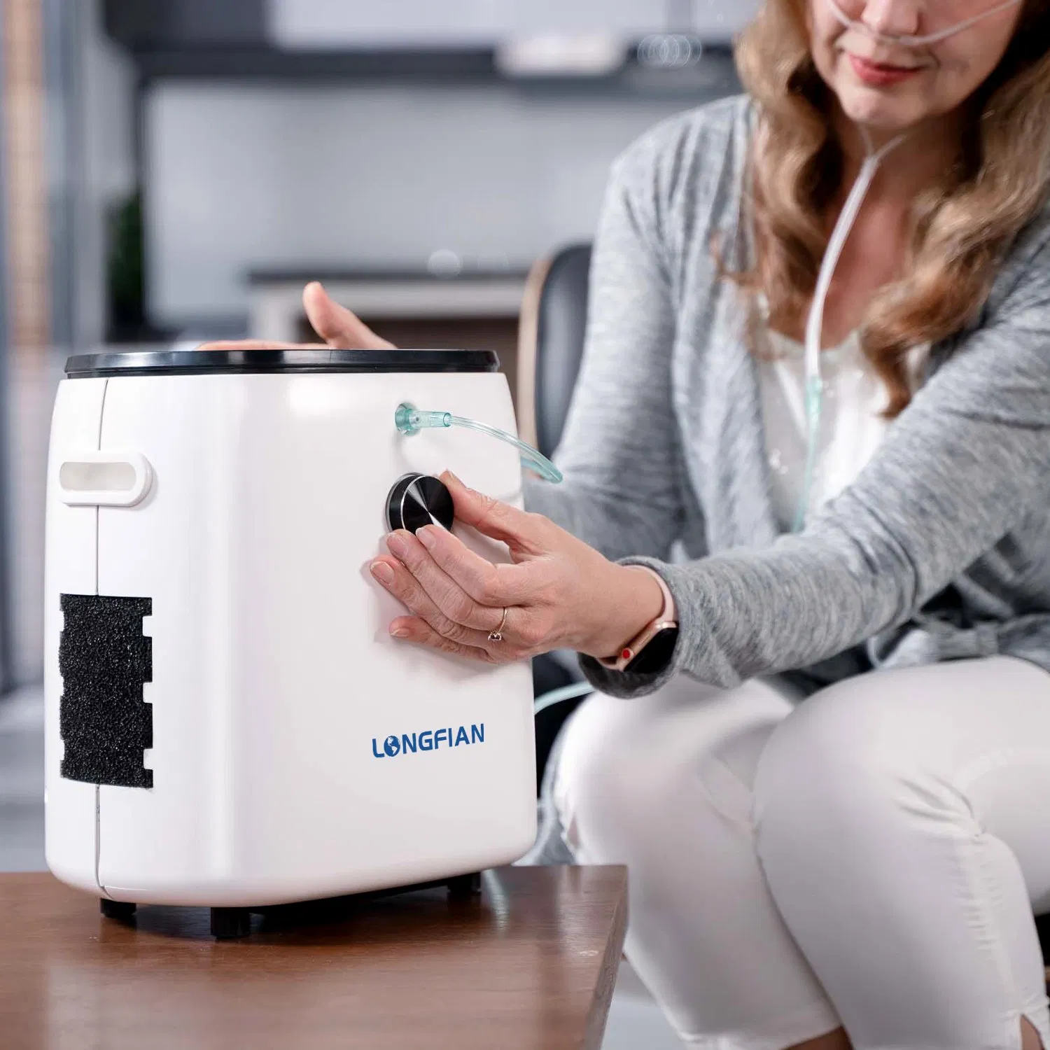 Portable 1-7 Litres B-1 Oxygen Concentrator From Longfian