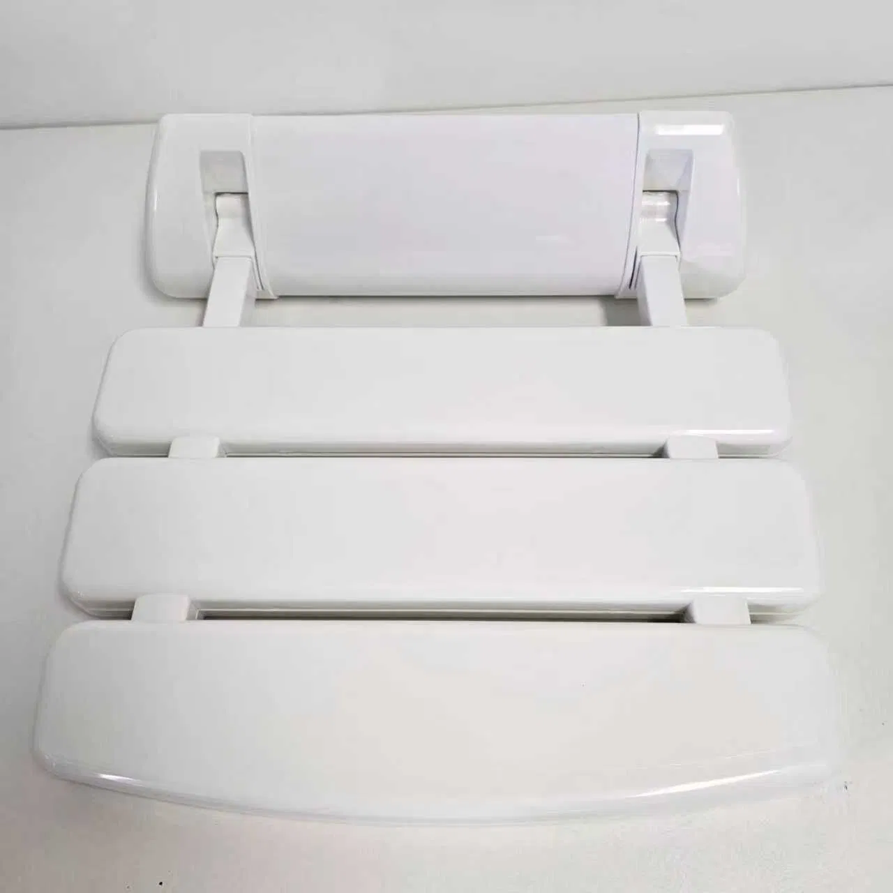 Sturdy Wall-Mounted Bath Seat for Ultimate Safety and Comfort