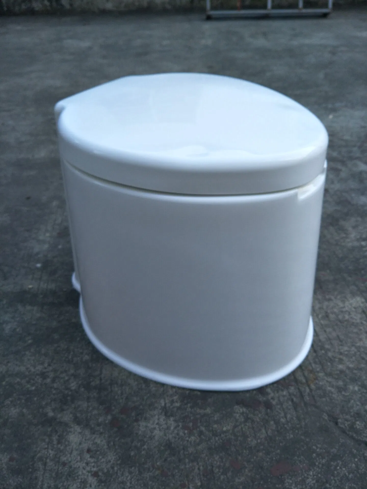 High Quality Plastic Movable Commode (SC-MC01)