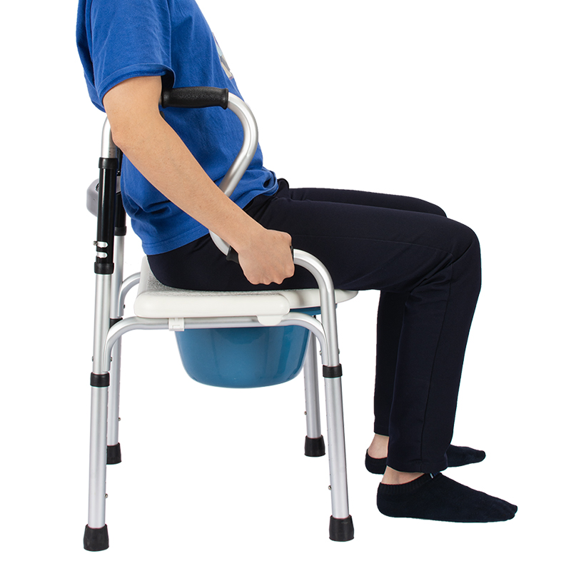 Dl-7012 Lightweight Aluminum Walking Frame Folding Bedside Portable Commode Toilet Chair for Disabled Adults Pregnant