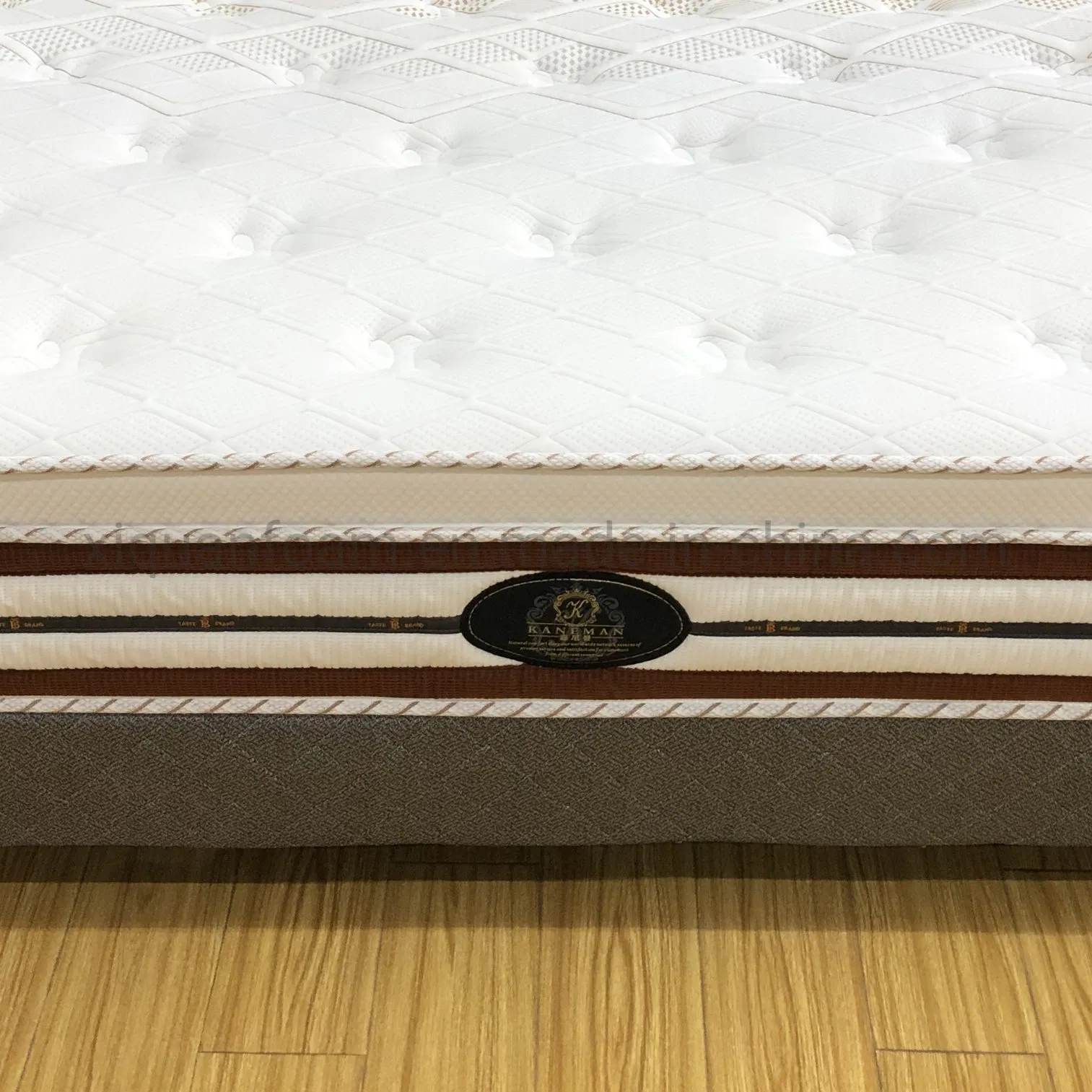 Hot Sale Pressure Relief Mattress Coil Spring Bedroom Mattress Wholesale Price