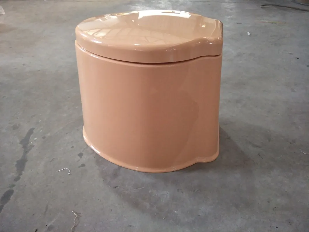 Plastic Movable Commode Detail