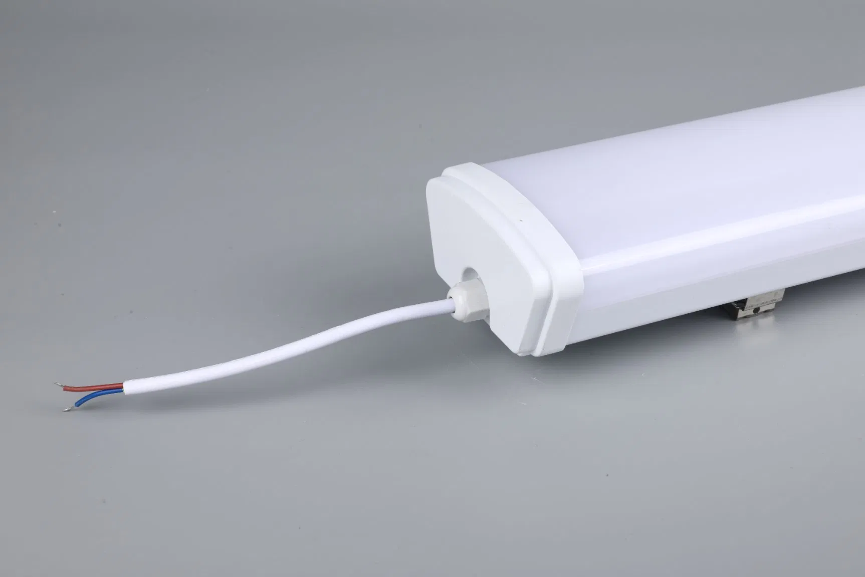 PC High Protection Surface Mounted or Hanging Bright LED Linear Batten Light