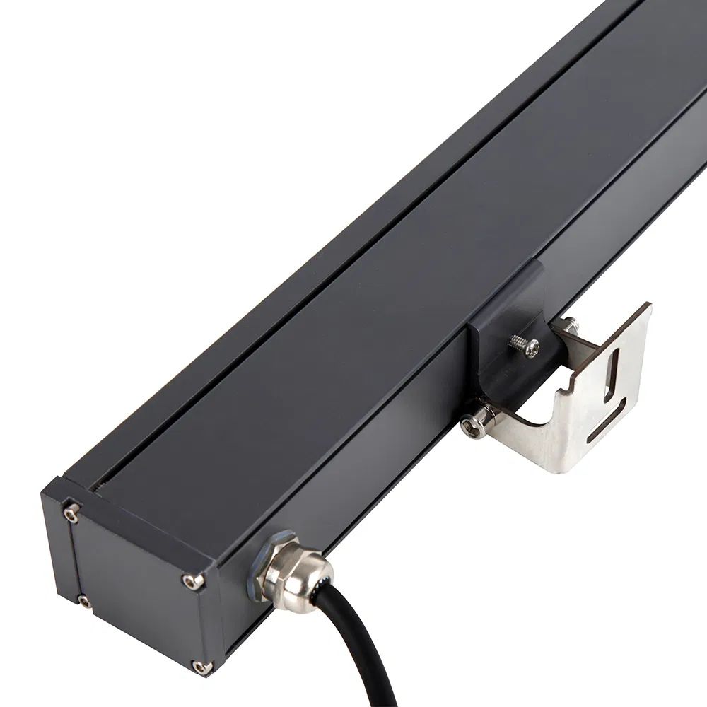 1000m or 600mm High Power IP65 DC24V AC230V Outdoor Lighting DMX RGBW Flood Wash LED Wall Washer Light