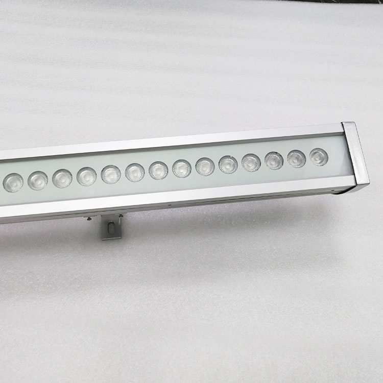 100-240VAC Waterproof IP67 36W RGB (12R 12G 12B) LED Wall Washer with 2 Years Warranty