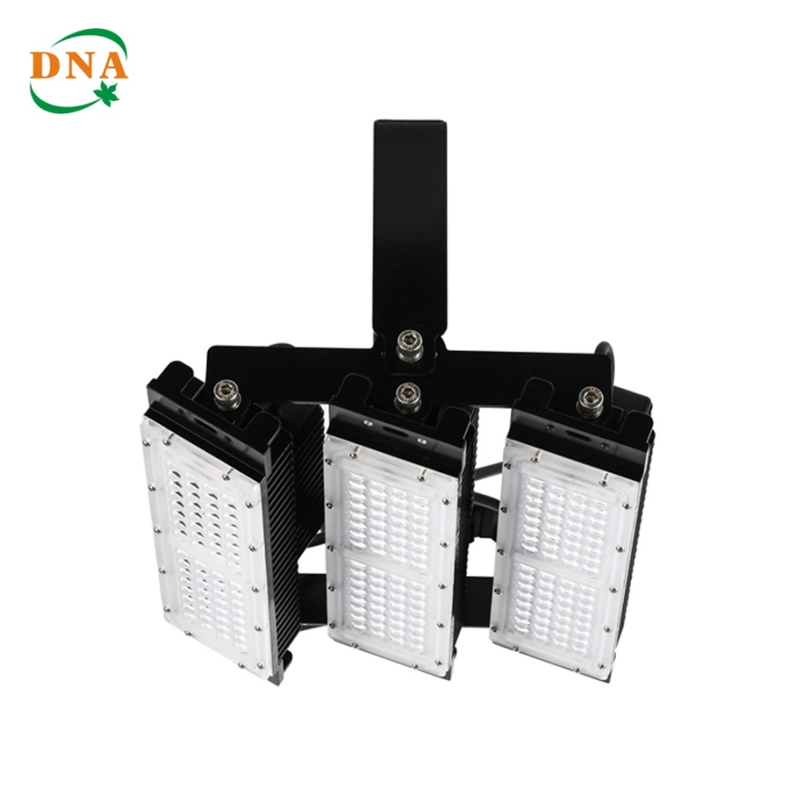 Outdoor Weatherproof Explosion-Proof Diverse Designs off-Grid Power Supply LED Flood Light