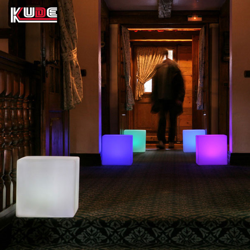 16 Colors Change LED Magic Cube Lamps Battery Operated Table LED Cube Light