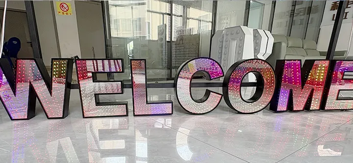 Anti-Fog Dimmable Mirror