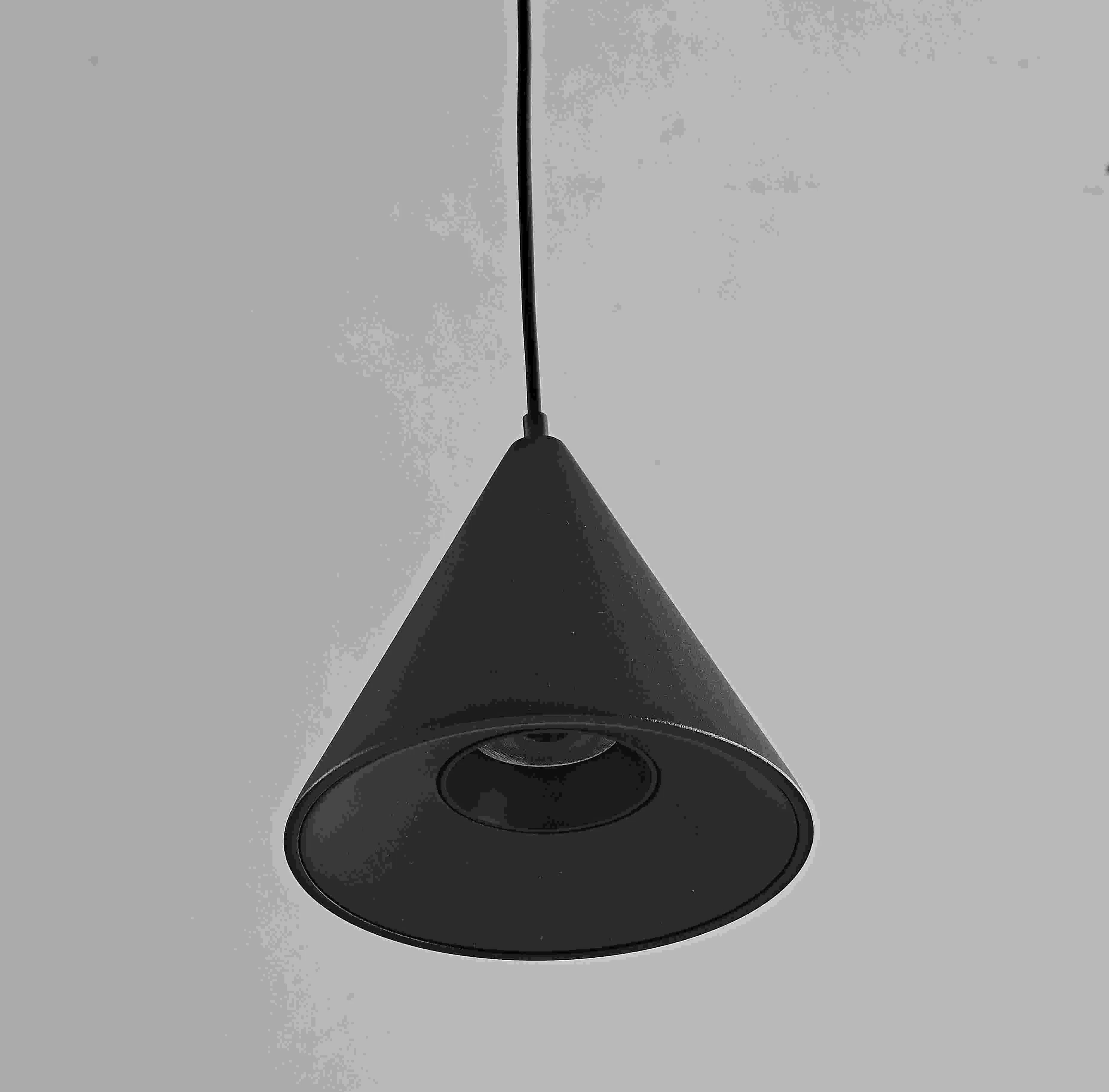 Ultra Thin Magnetic Track Light Indoor Track Pendant for Dining Room
