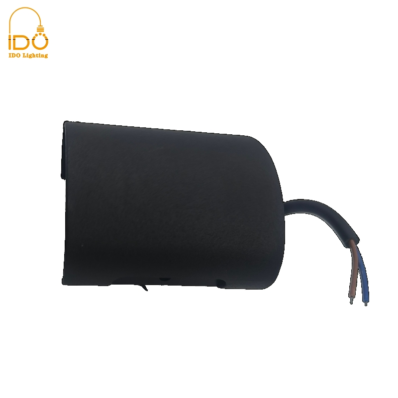Black Outdoor Wall Light with Simple Design, IP65 Waterproof Lamp