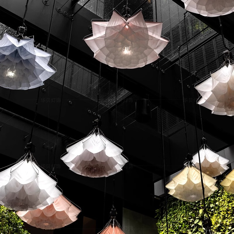 Large Electric Flowers LED Open and Close Lighting Automatically Mechanical Kinetic Lifting Flower Electrical Chandelier