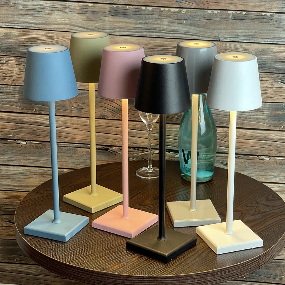 Cordless LED Table Lamp