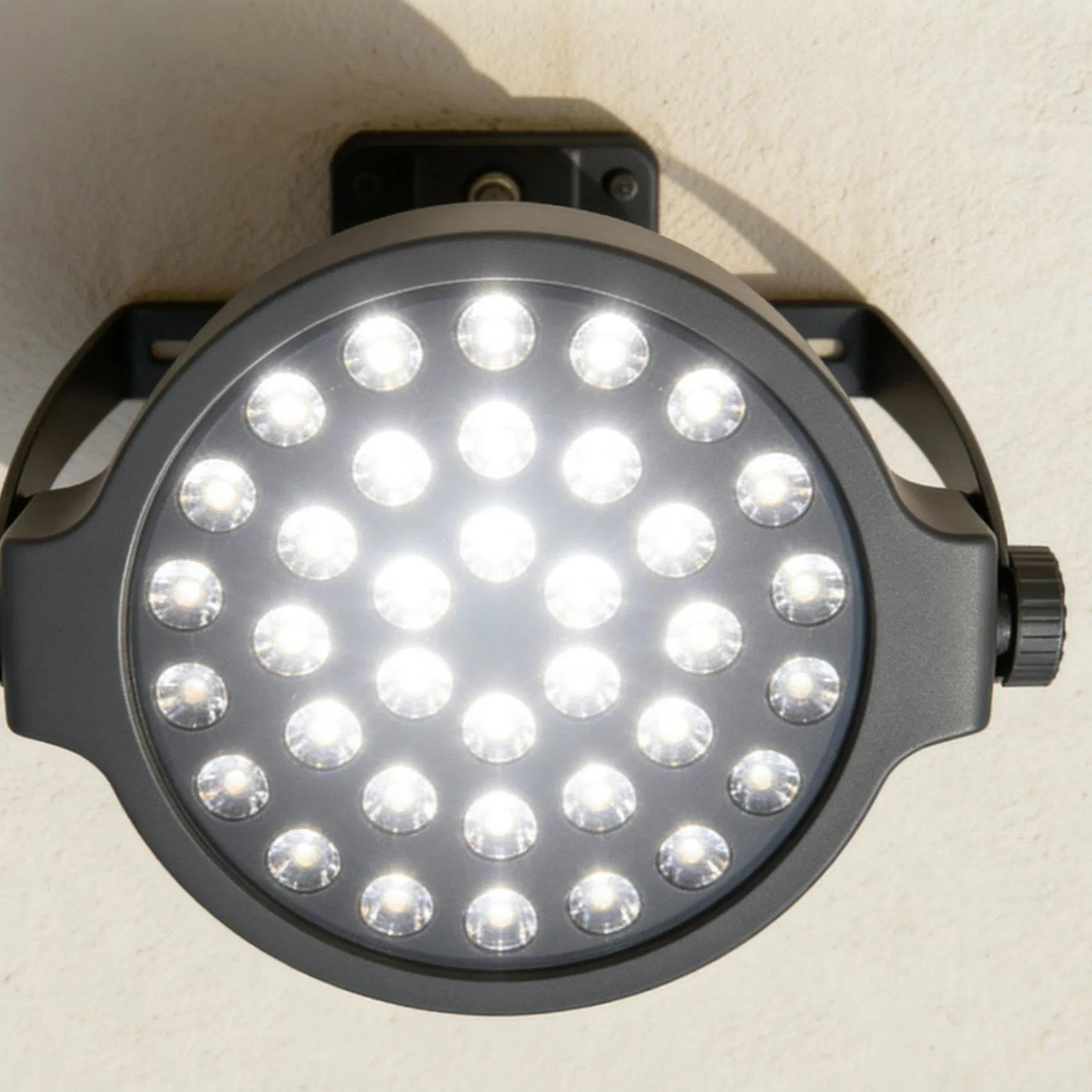IP65 Energy-Efficient Round Light Ceiling Recessed LED Spotlight Downlight