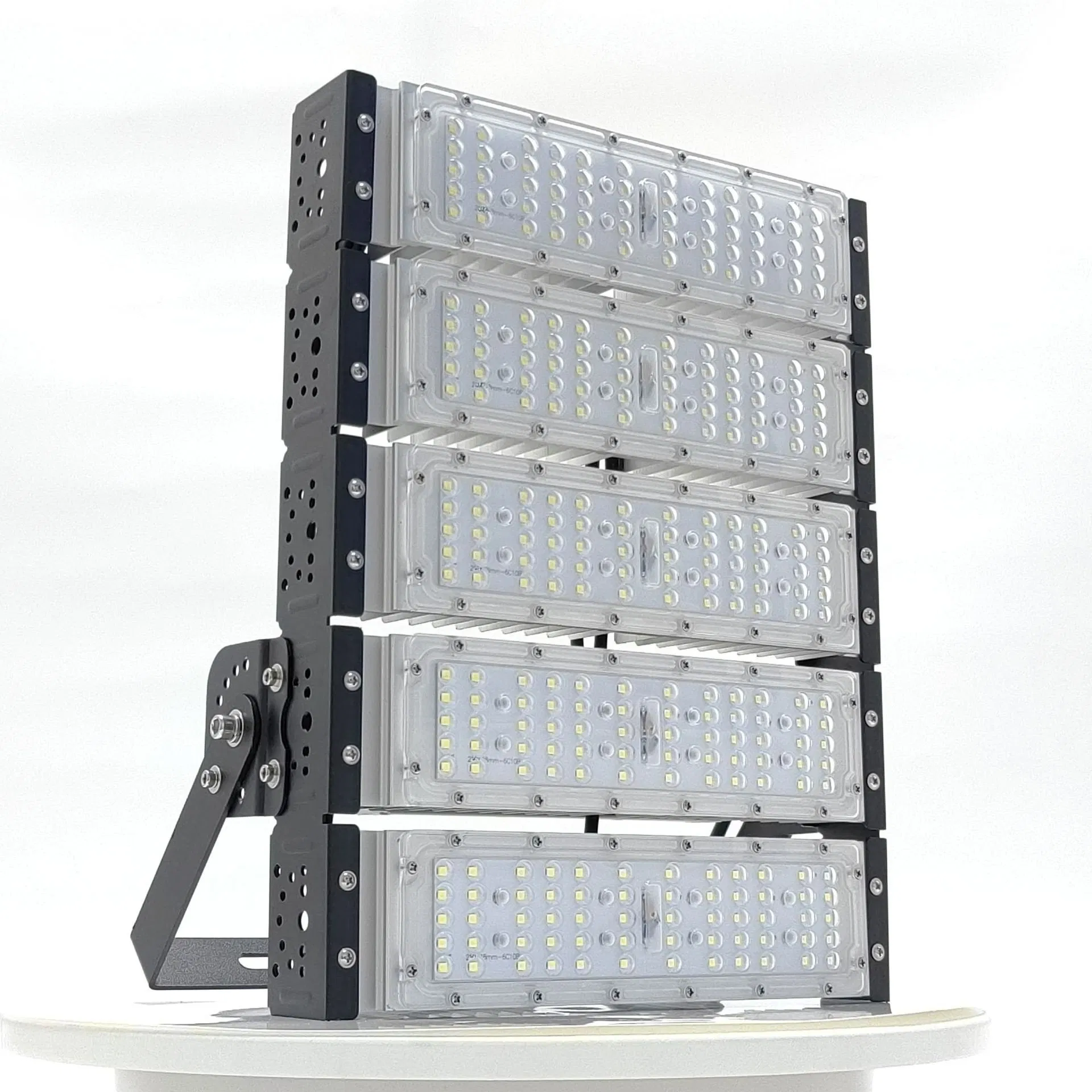 Fast Charge Tool-Free Maintenance Rainproof LED Solar Flood Lights for Roads