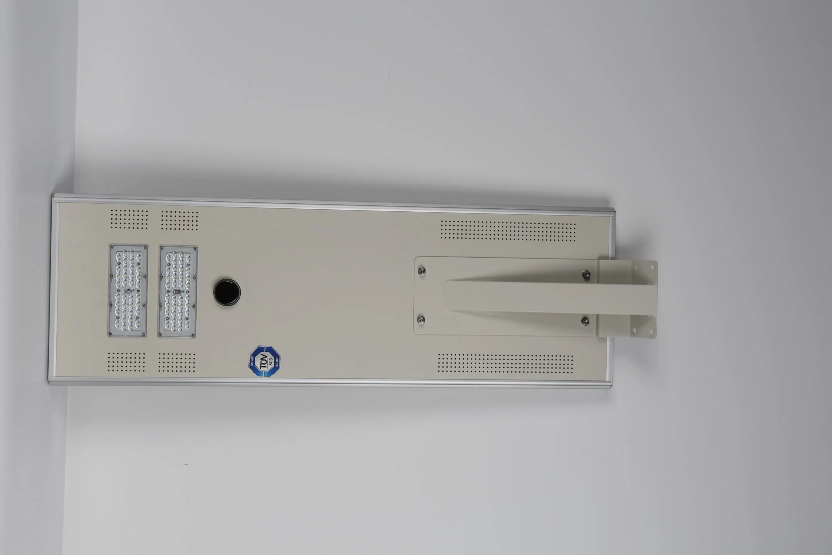 50W All in One Solar LED Street/Highway/Garden Light with 6000lm and LiFePO4 Lithium Battery