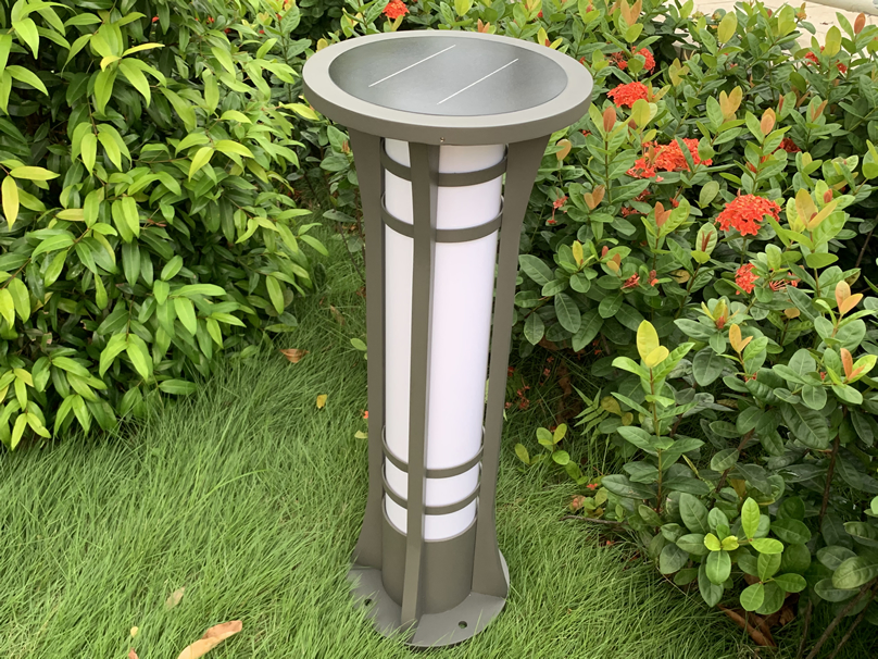 Bright Energy Saving Lamp LED Outdoor 5W Solar LED Garden Bollard Light for Border Driveway Pathway Walkway Lighting