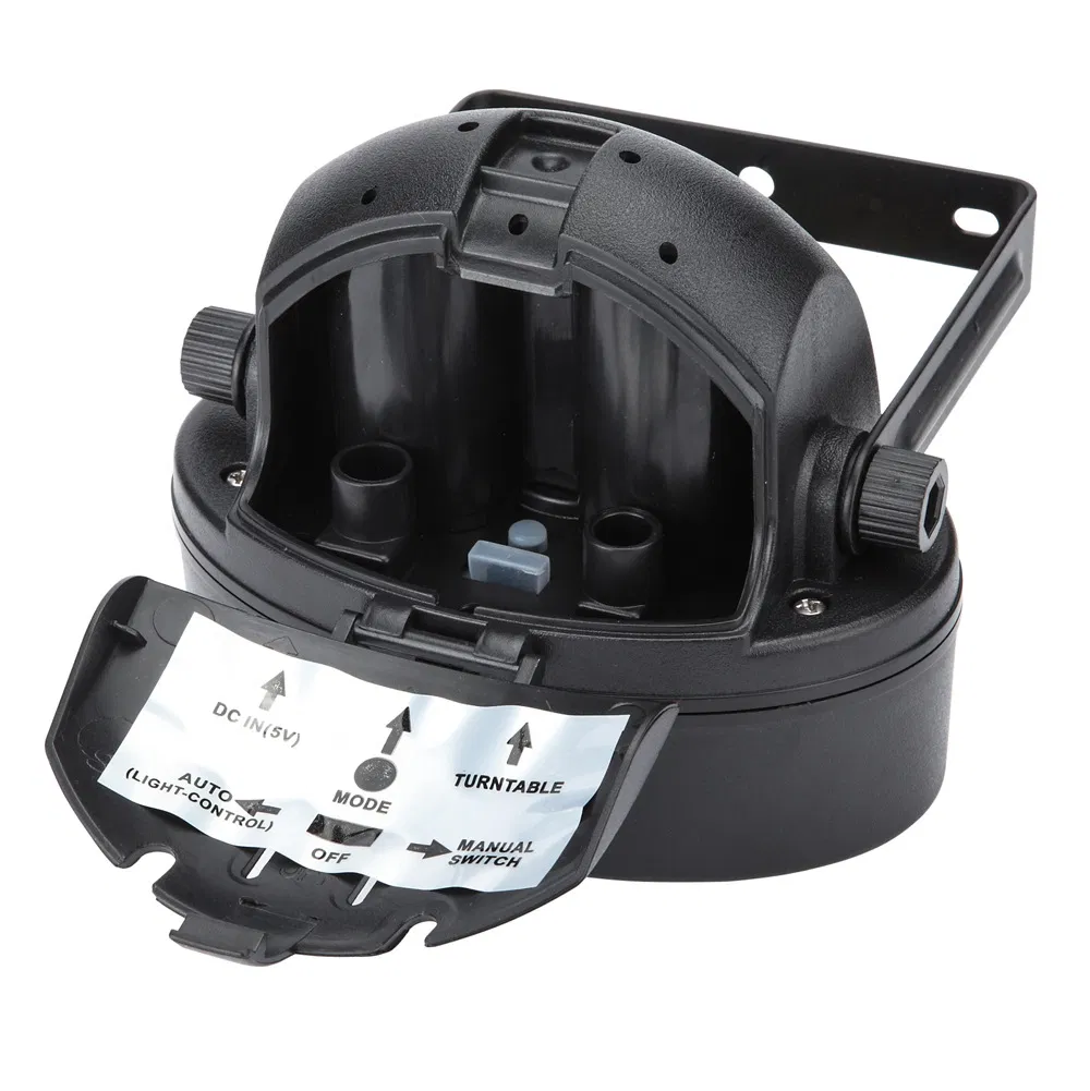 Solar Powered Laser Light Creative Design Christmas Lights Waterproof Outdoor Lamp Spotlight for Party and Garden Decoration