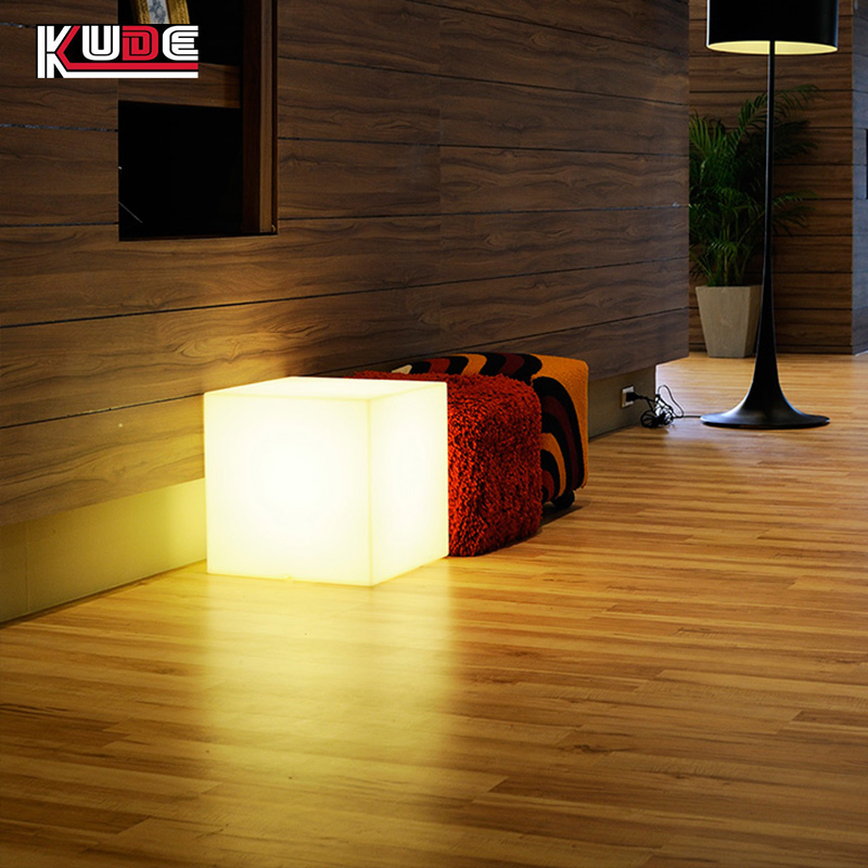 16 Colors Change LED Magic Cube Lamps Battery Operated Table LED Cube Light
