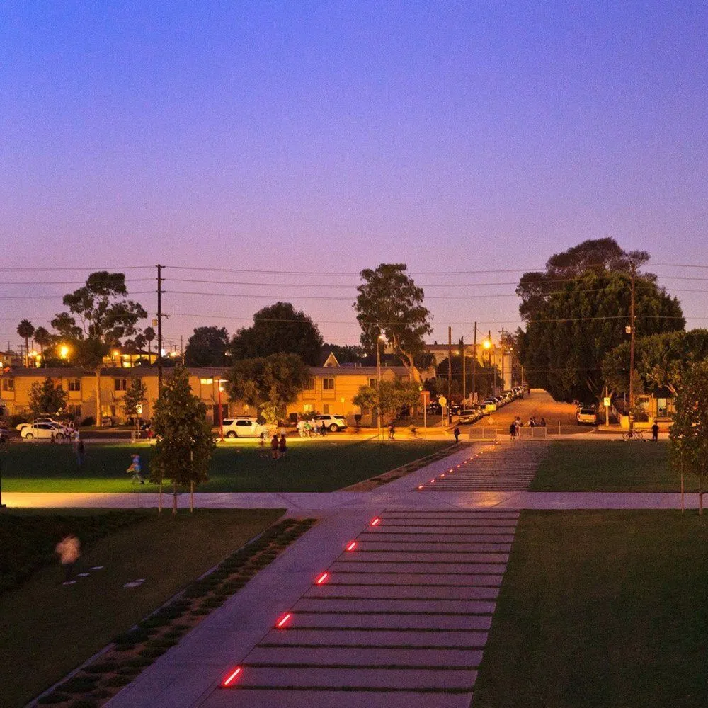 IP67 Waterproof &amp; Dustproof LED Recessed Linear in Ground Light for Outdoor Ground Installation