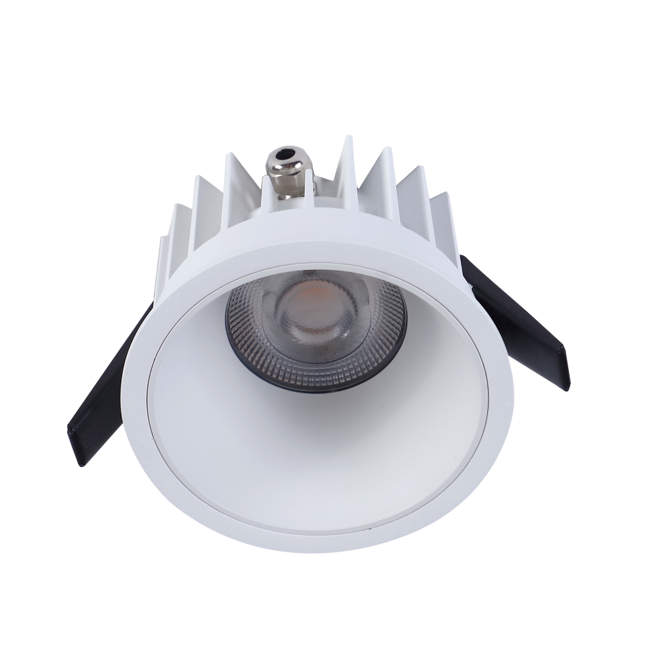 Modern Design 25W IP65 Anti-Glare LED Down Light Recessed Shower Spotlights for Hotels Waterproof Aluminum Body Material