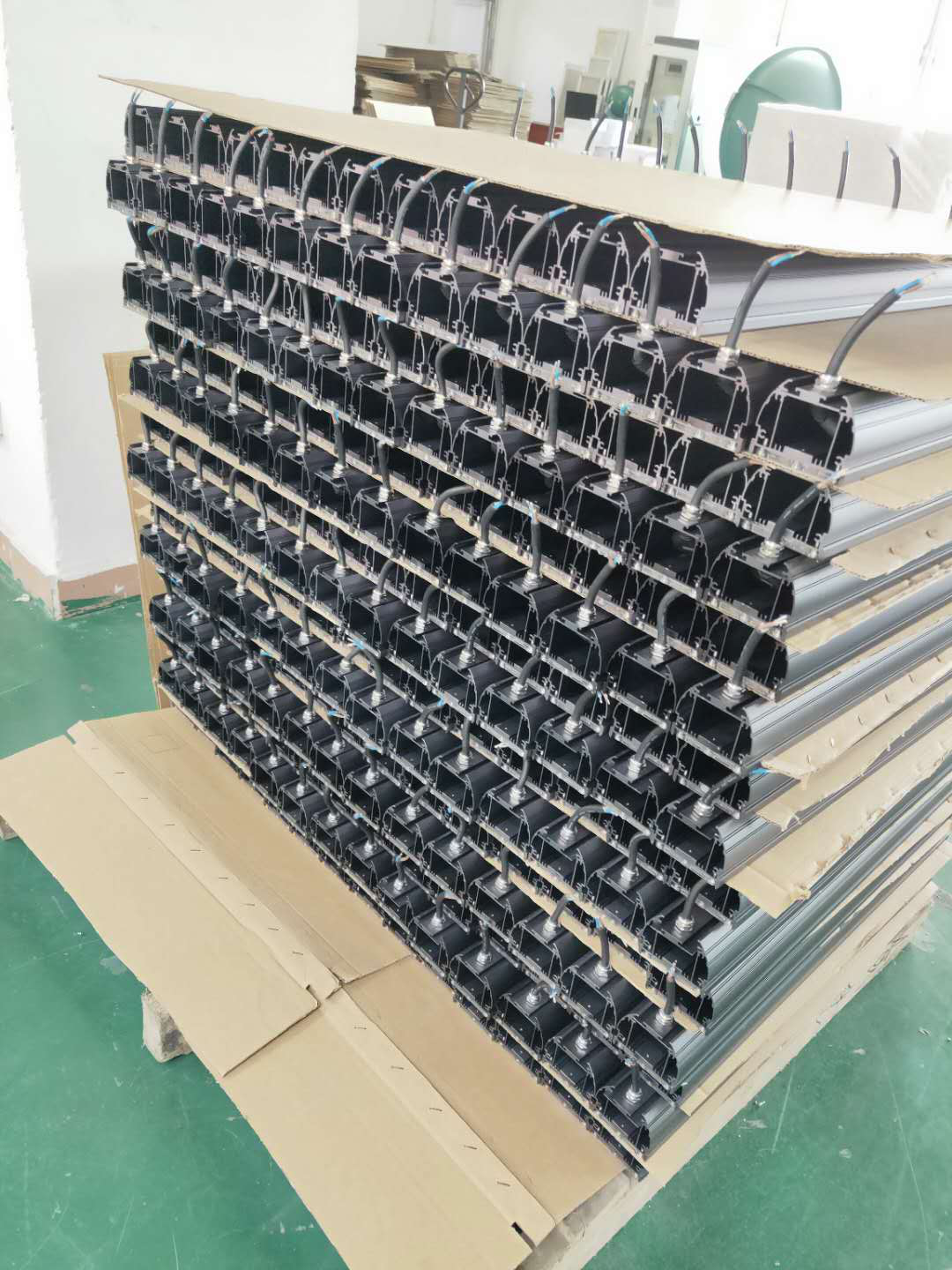 led linear high bay light production