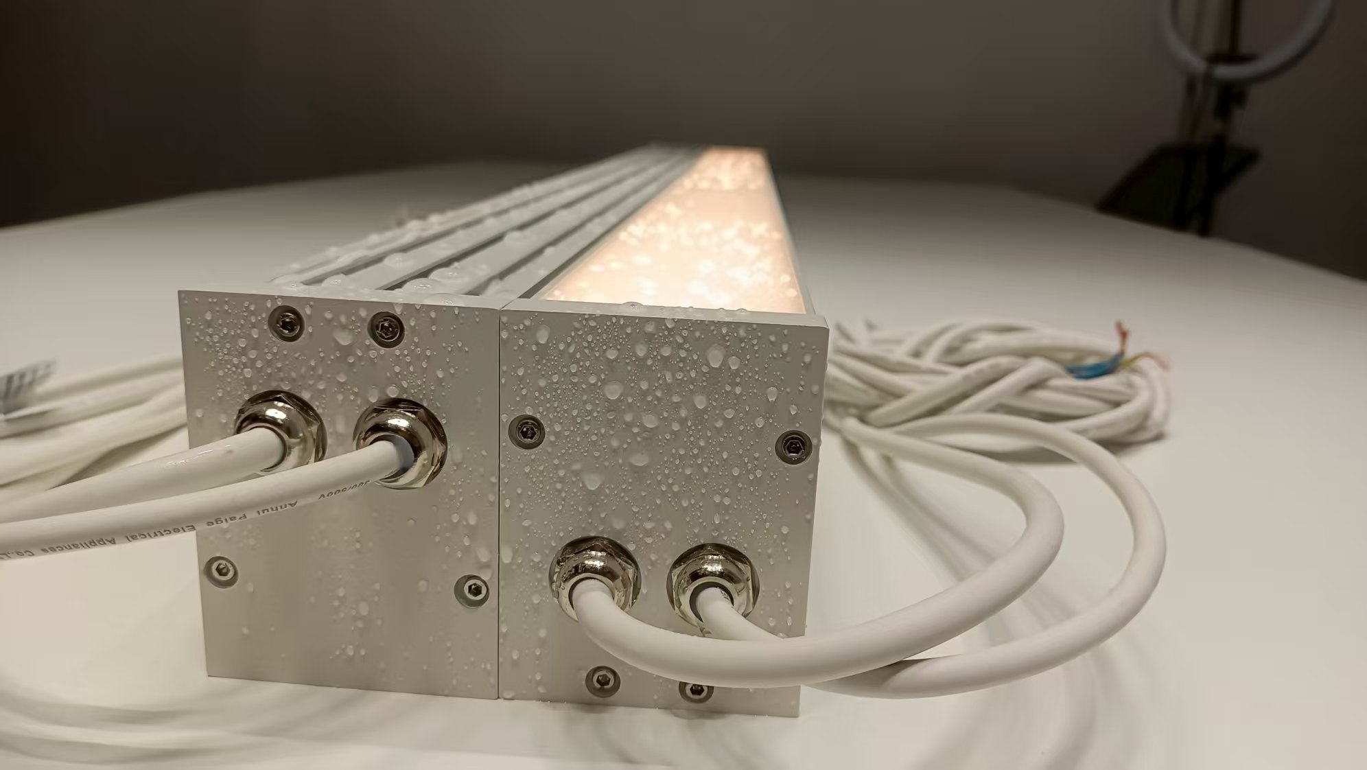 LED Linear Light Feature 4