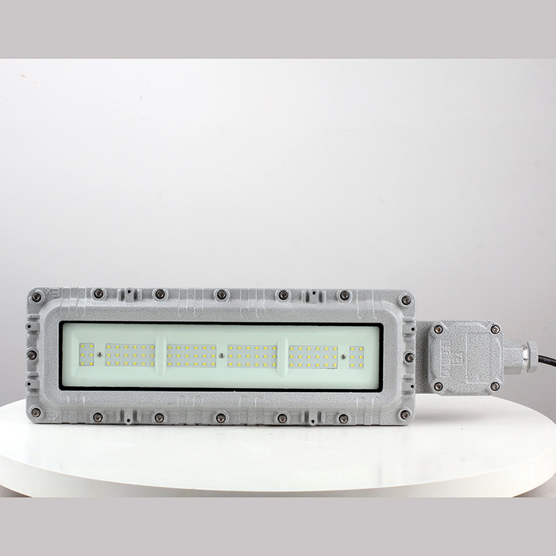 LED Explosion Proof Linear Emergency Light IP66 Tube Lamp Emergency LED 60W Tri Proof Xpower Fluorescent Light