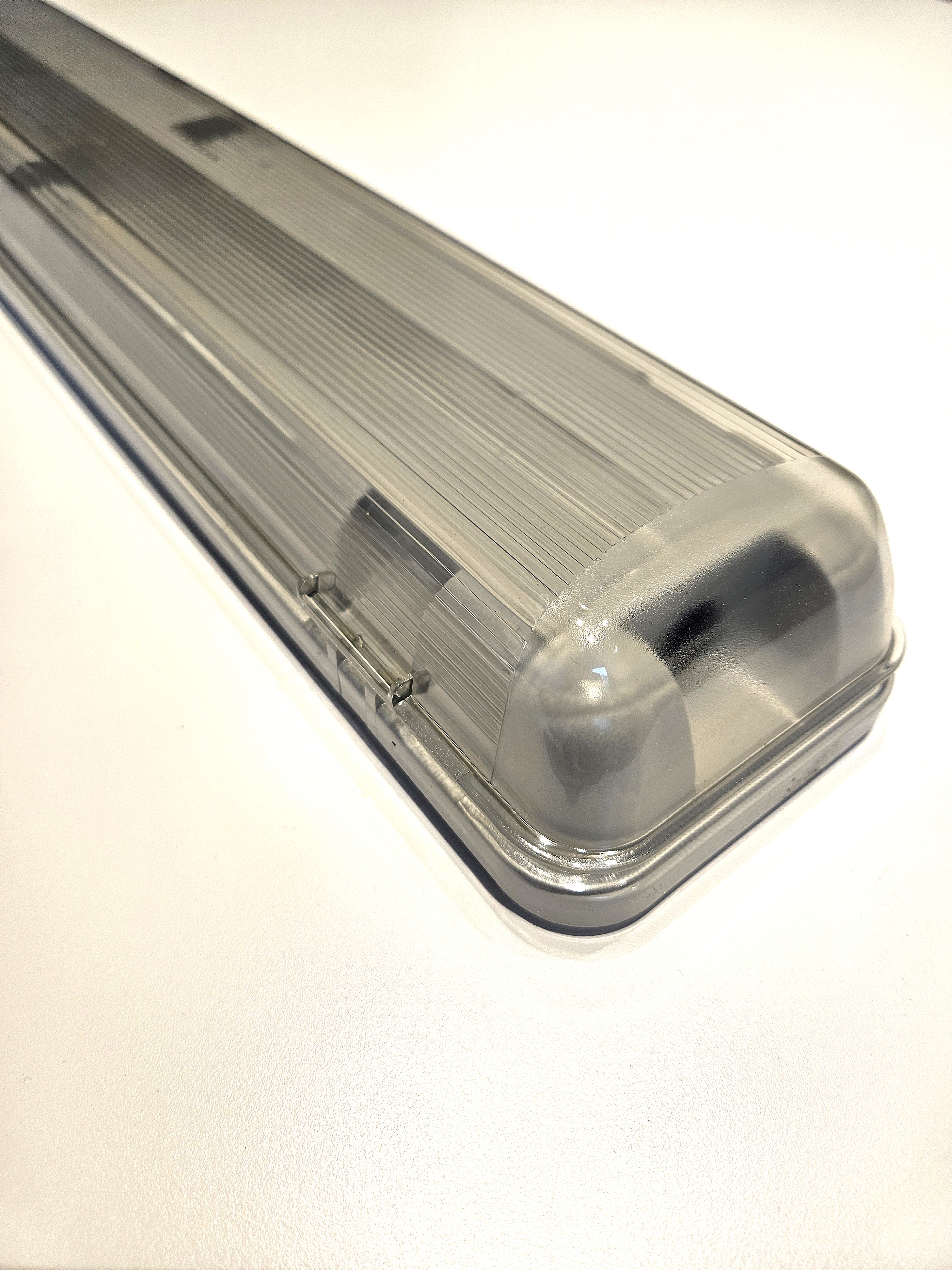 Wholesale Waterproof Ceiling Batten Light IP65 2X58 For Commercial Industrial Lighting
