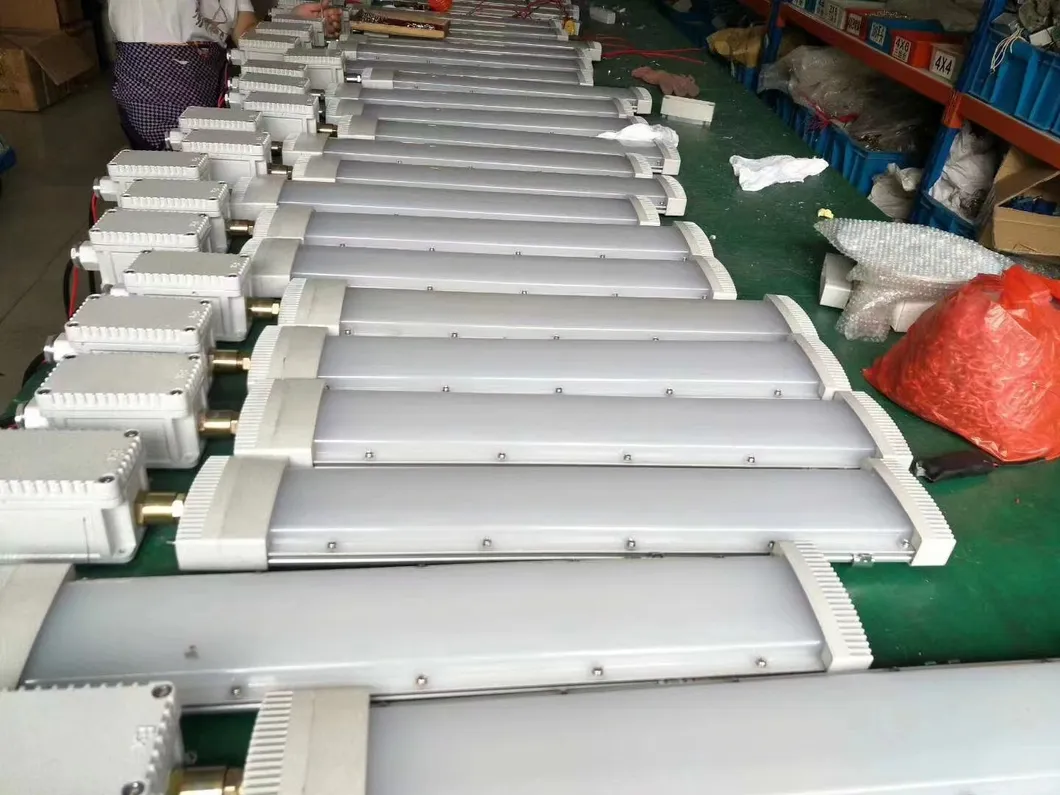 Parking Light Fittings IP65 Warehouse Tri Proof Explosion Proof Spot Light