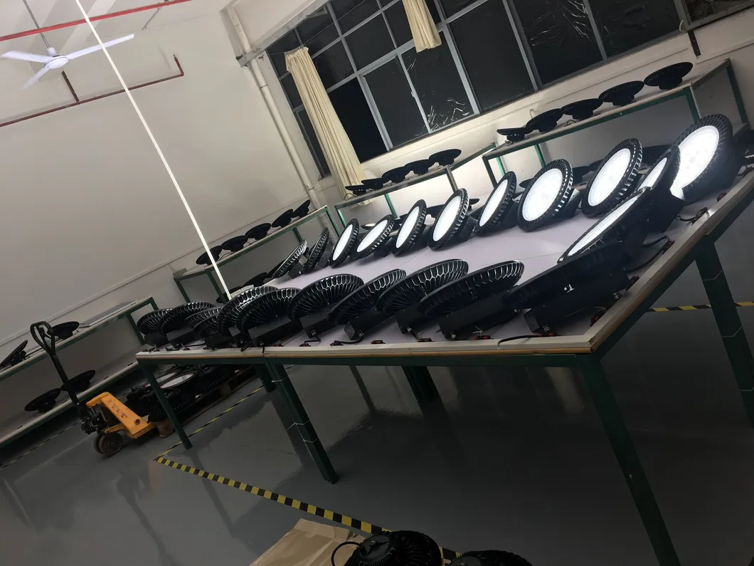 150W 200W Industrial Hanging High Bay LED Lamp for Warehouse