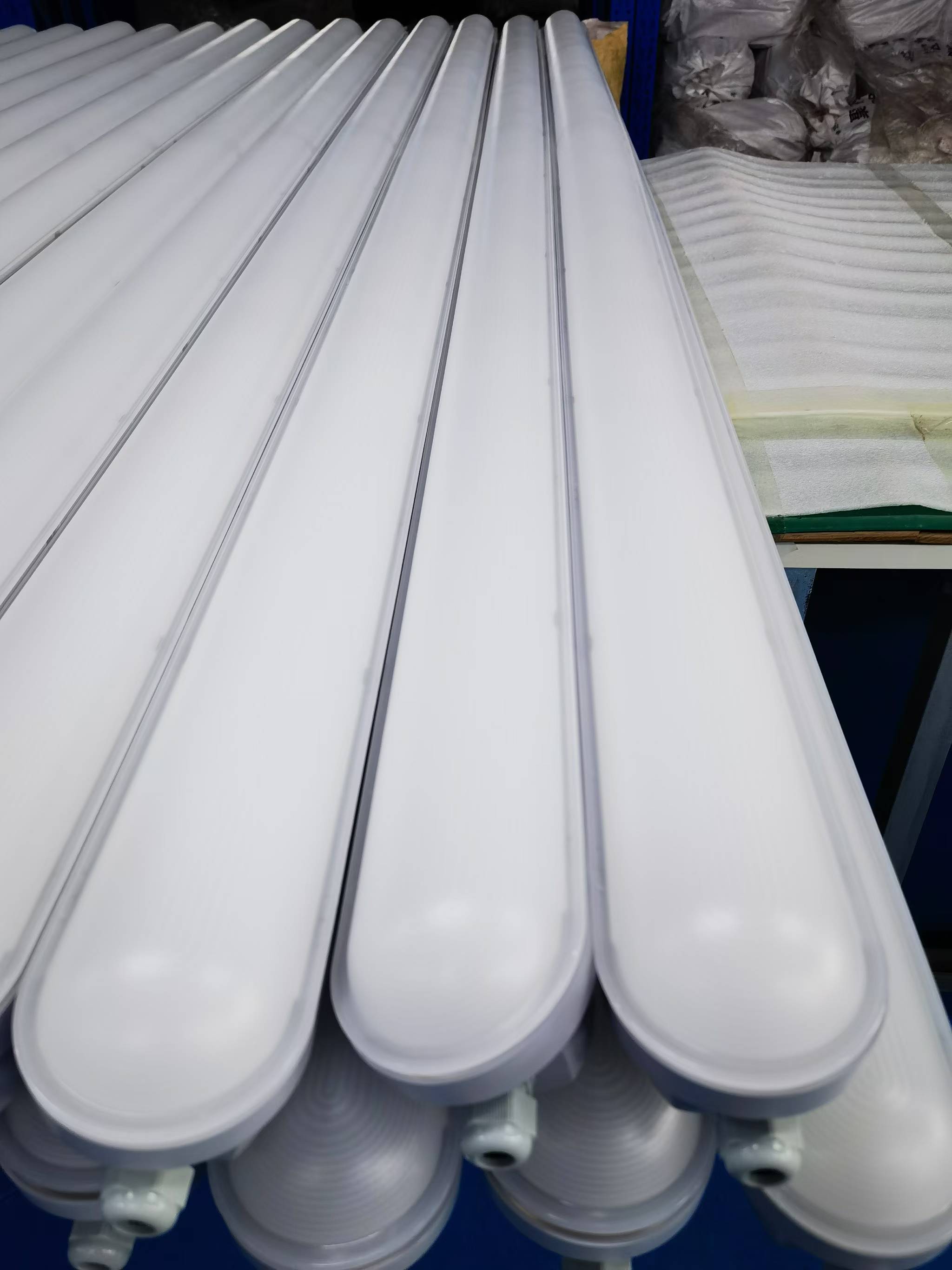 277v LED Triproof Light 1200mm Whole PC Linear Tube Fixture 60w Led Freezer Lamp IP65 CE ROHS Listed