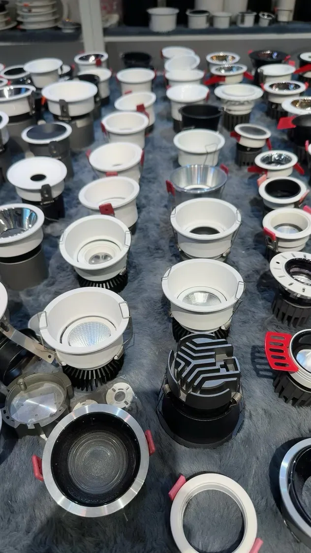 Different LED COB Spotlight Sizes