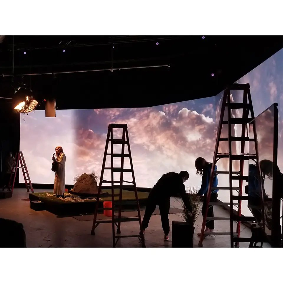 Film Shooting Xr Stage Virtual Production Fine Pitch P3.91 Immersive LED Virtual Studio Display