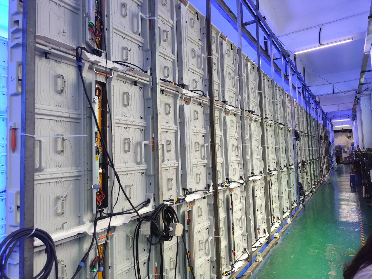 Mzcled Advertising Outdoor Screen Module Panel Board Front Service Aluminum Profile Cabinet Full Color P4 P5 P6.67 P8 P10 Digital LED Display