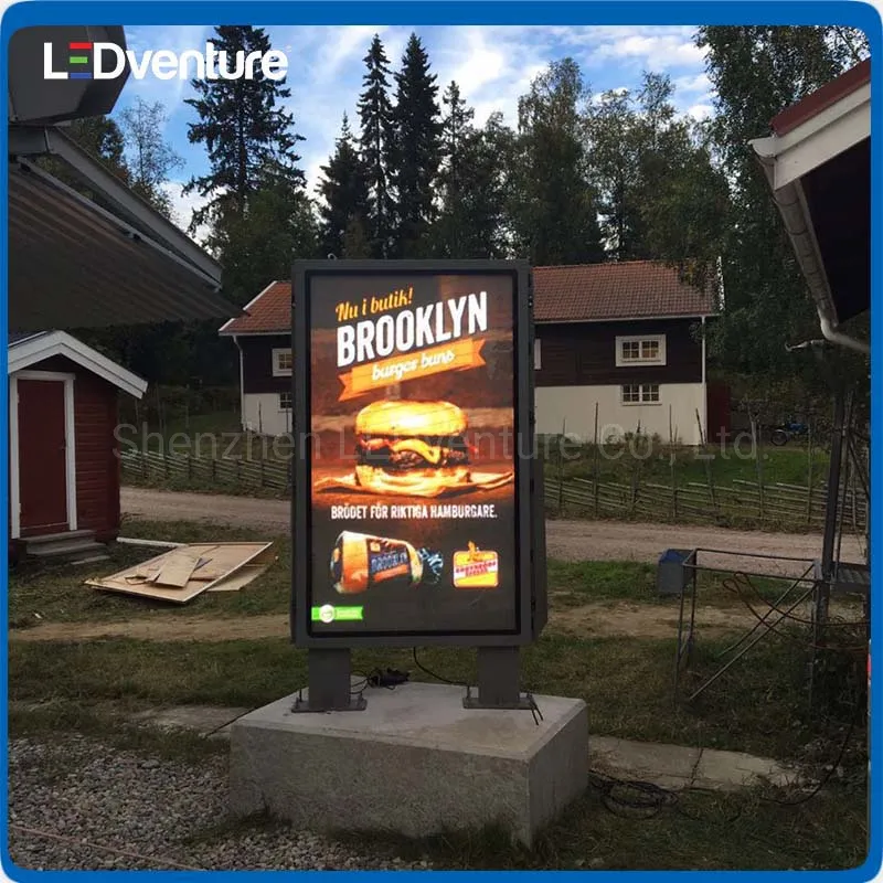 Pillar LED Display Detail