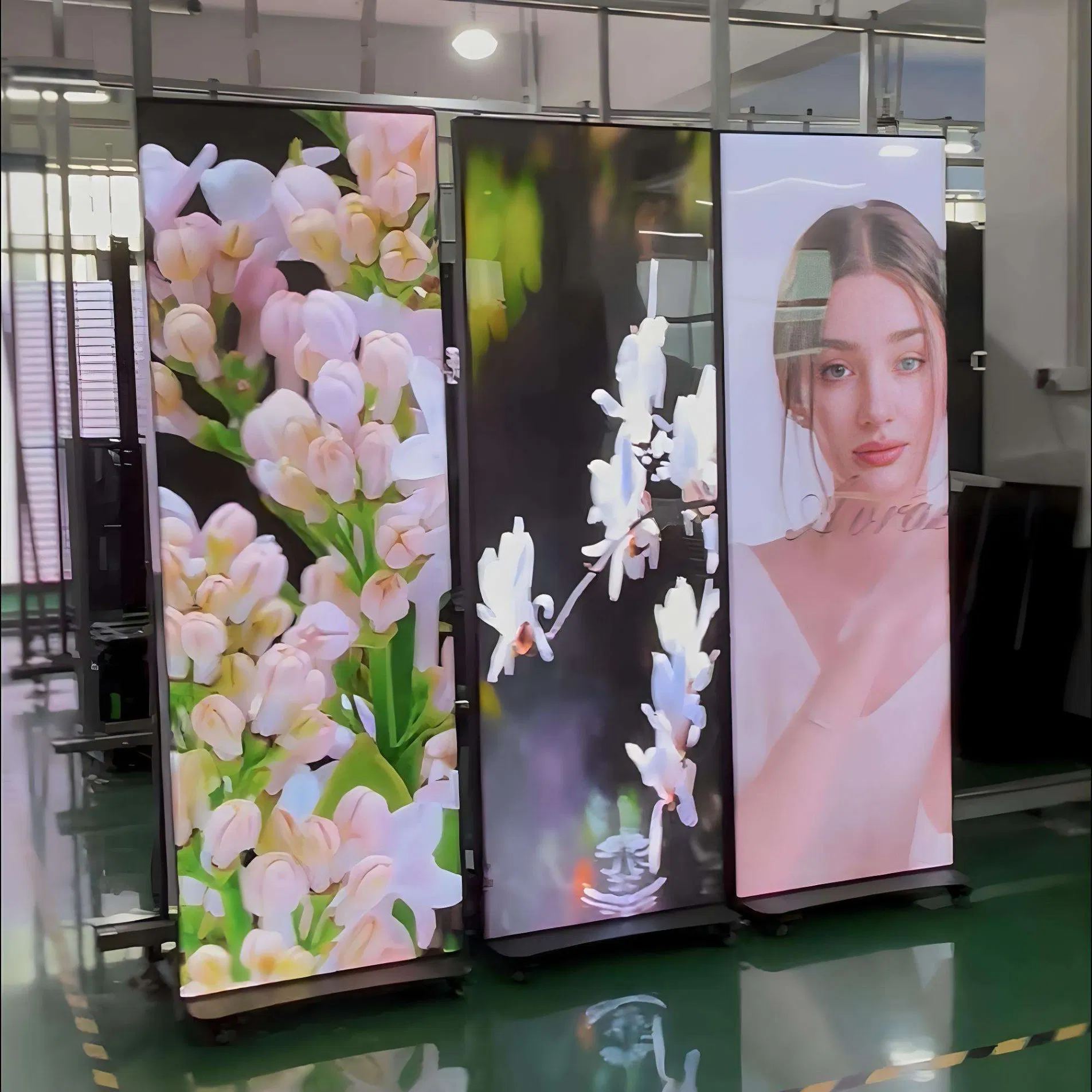 P2 Portable Floor-Style Shopping Mall LED Advertising Poster Sign LED Display