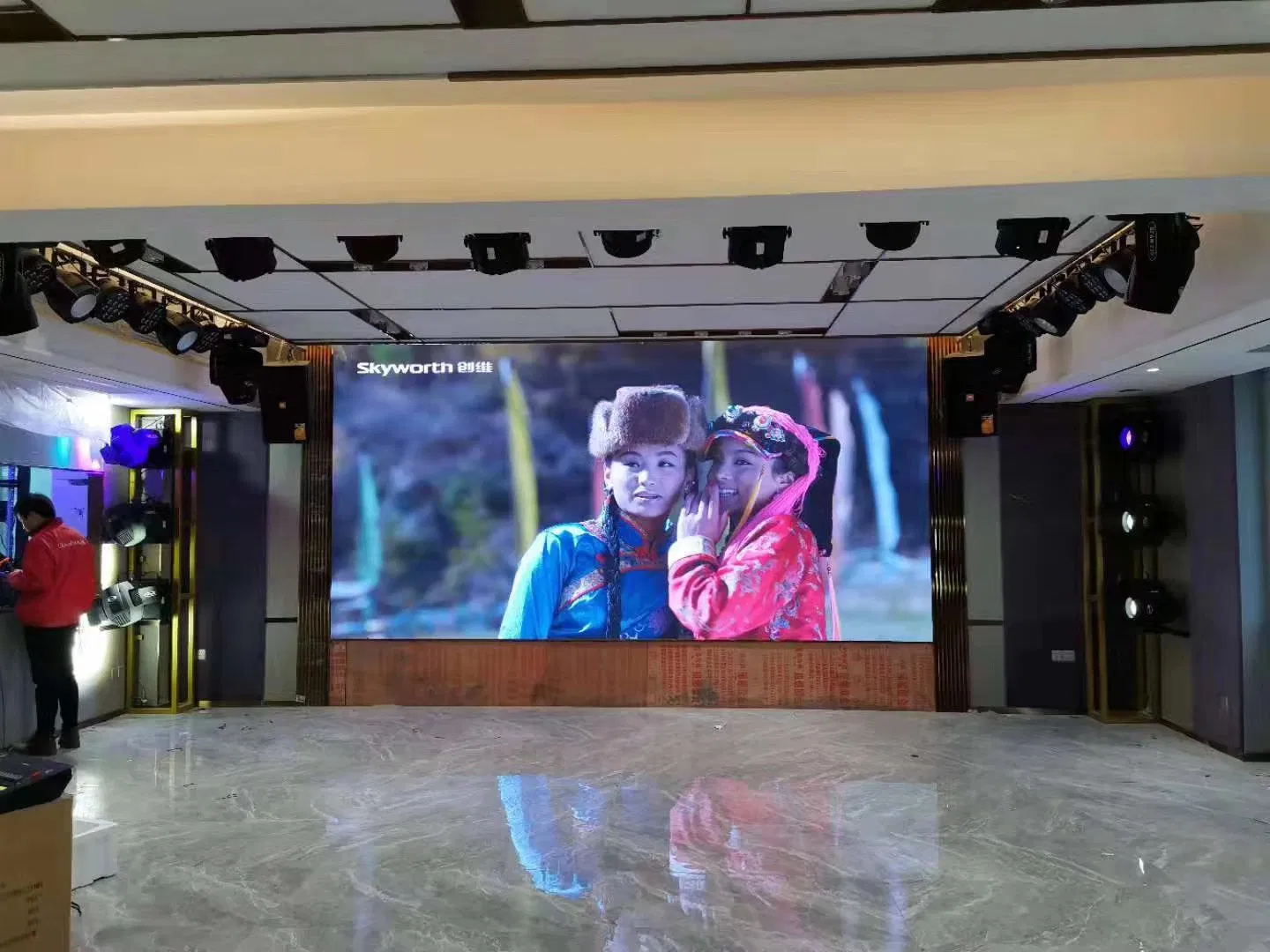 P2.976 Indoor Advertising Front Service Floor Standing Full Color Digital LED Display