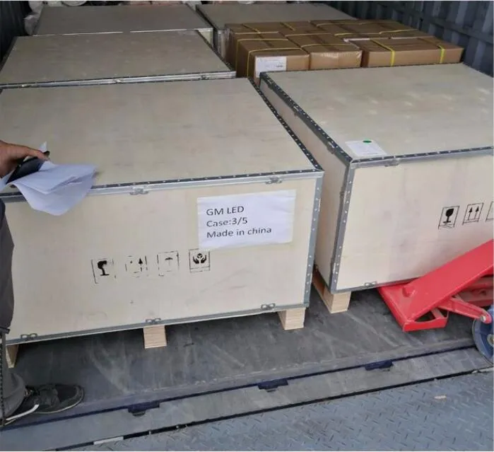 Packaging & Shipping