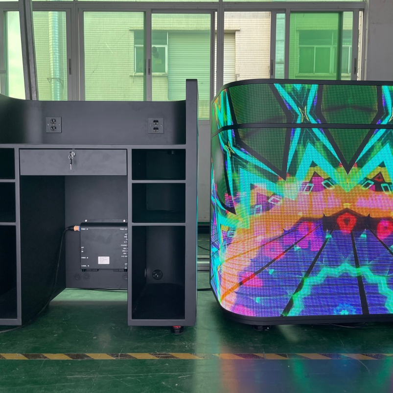 Pantalla de escritorio LED de alta definición Tst Indoor Gob con contenidos dinámicos