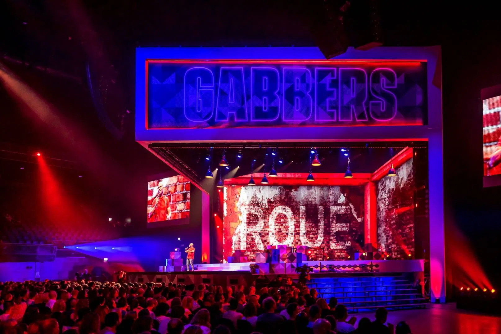 Indoor Advertising Stage Perimeter Full-Color LED Display P1.5 Module Curtain Sign