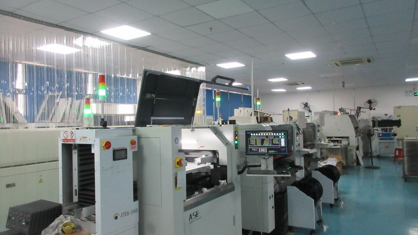 Sync LED vacuum packing machine for safe LED module packaging and export