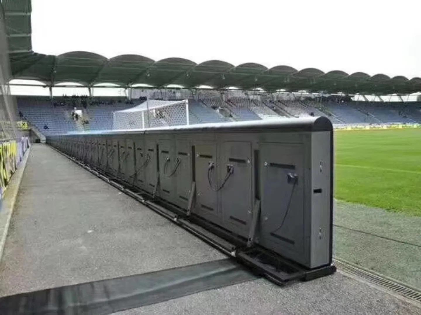 P8 P10 Waterproof Stadium Perimeter 960*960 Panel Rental Football Stadium LED Screen Display