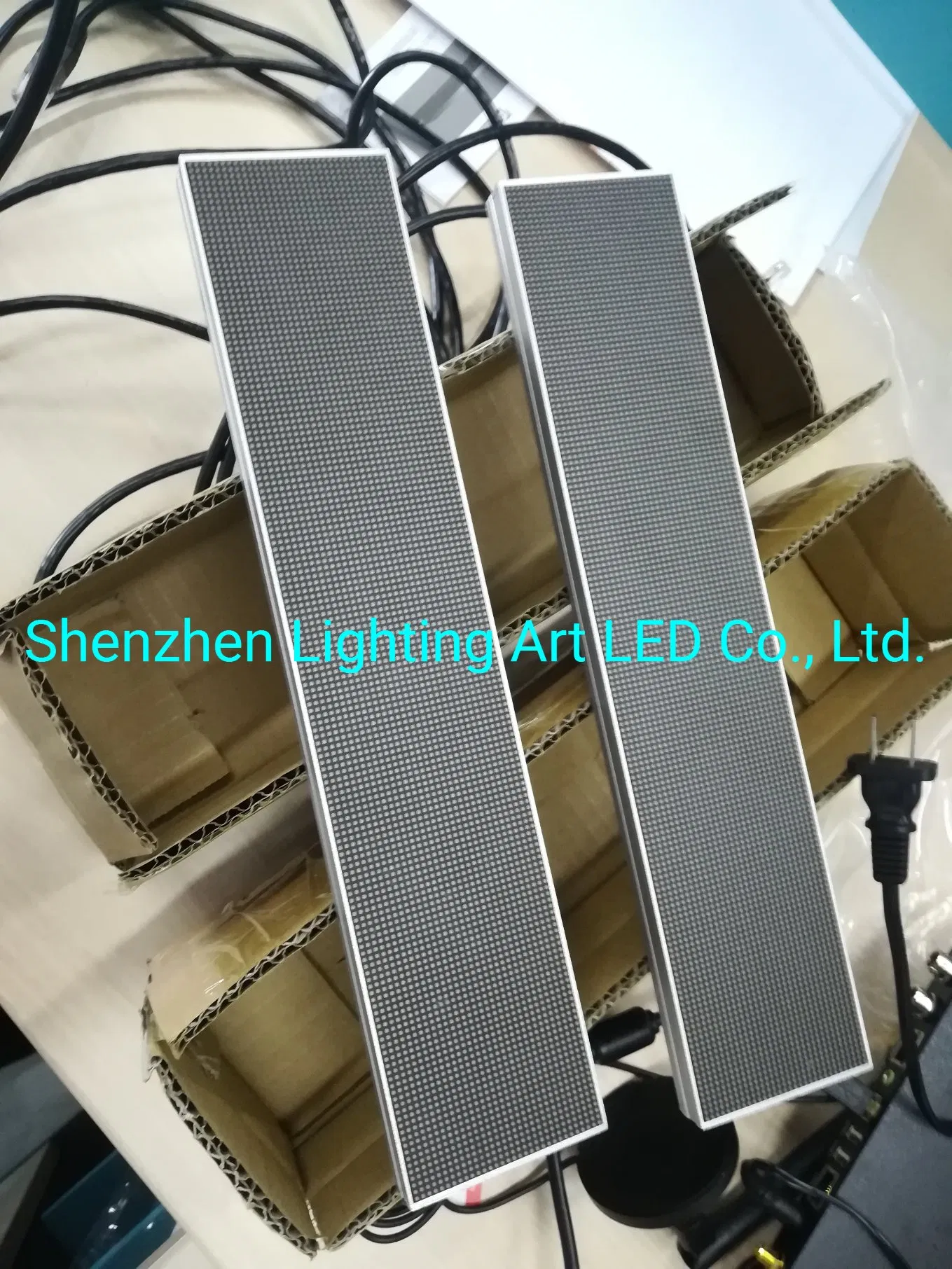 Control remoto y control de WiFi Gob P1.875 Estante LED inteligente interior Mostrar el desplazamiento de la pantalla de firmar el mensaje para el supermercado