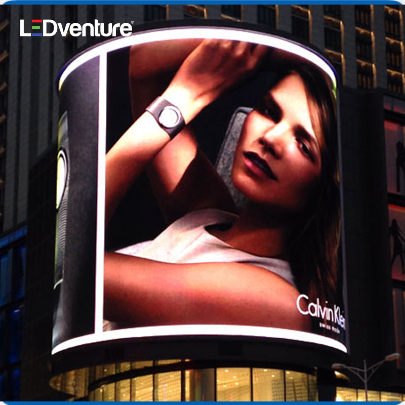 P3.91 Outdoor Advertising Digital Billboard LED Screen Display with 3D Naked Eye