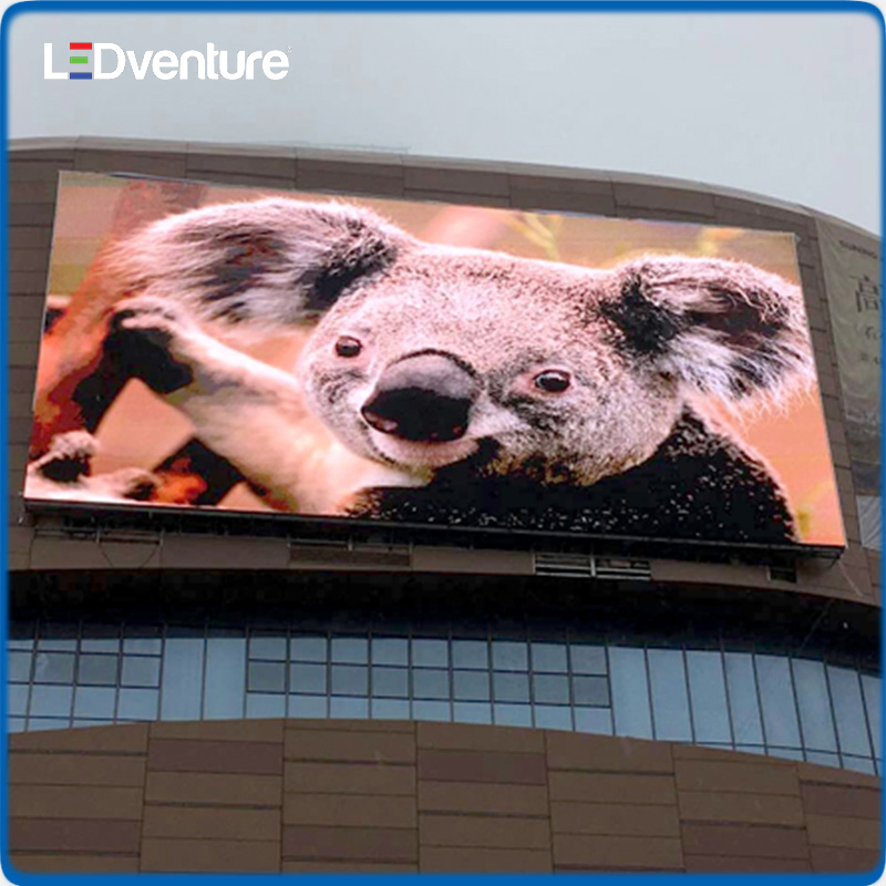 P3.91 Outdoor Advertising Digital Billboard LED Screen Display with 3D Naked Eye