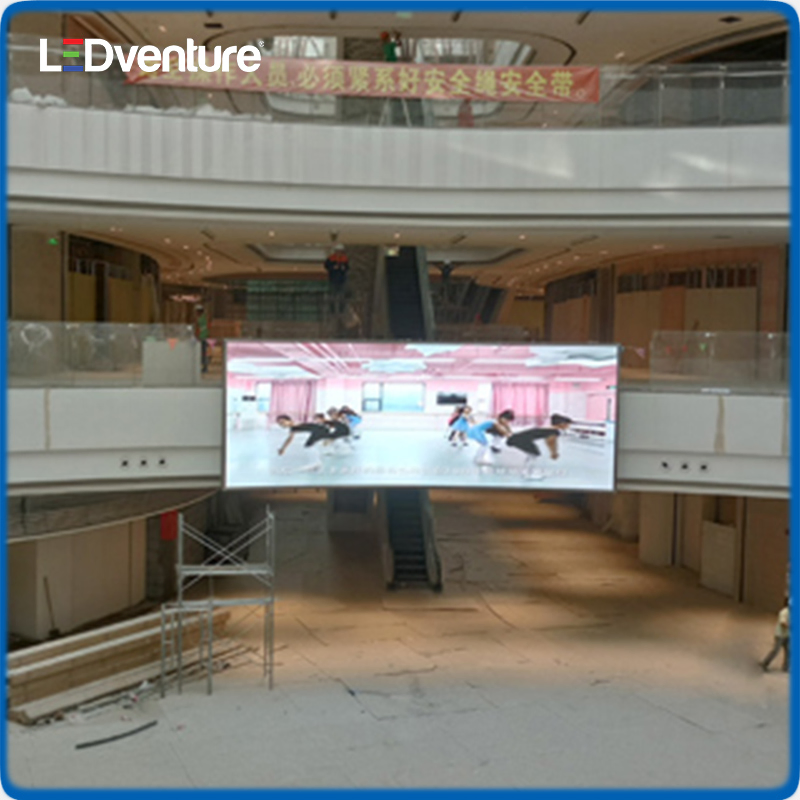 P6 768*1152 Outdoor Advertising Wholesale Pillar LED Display for Pole