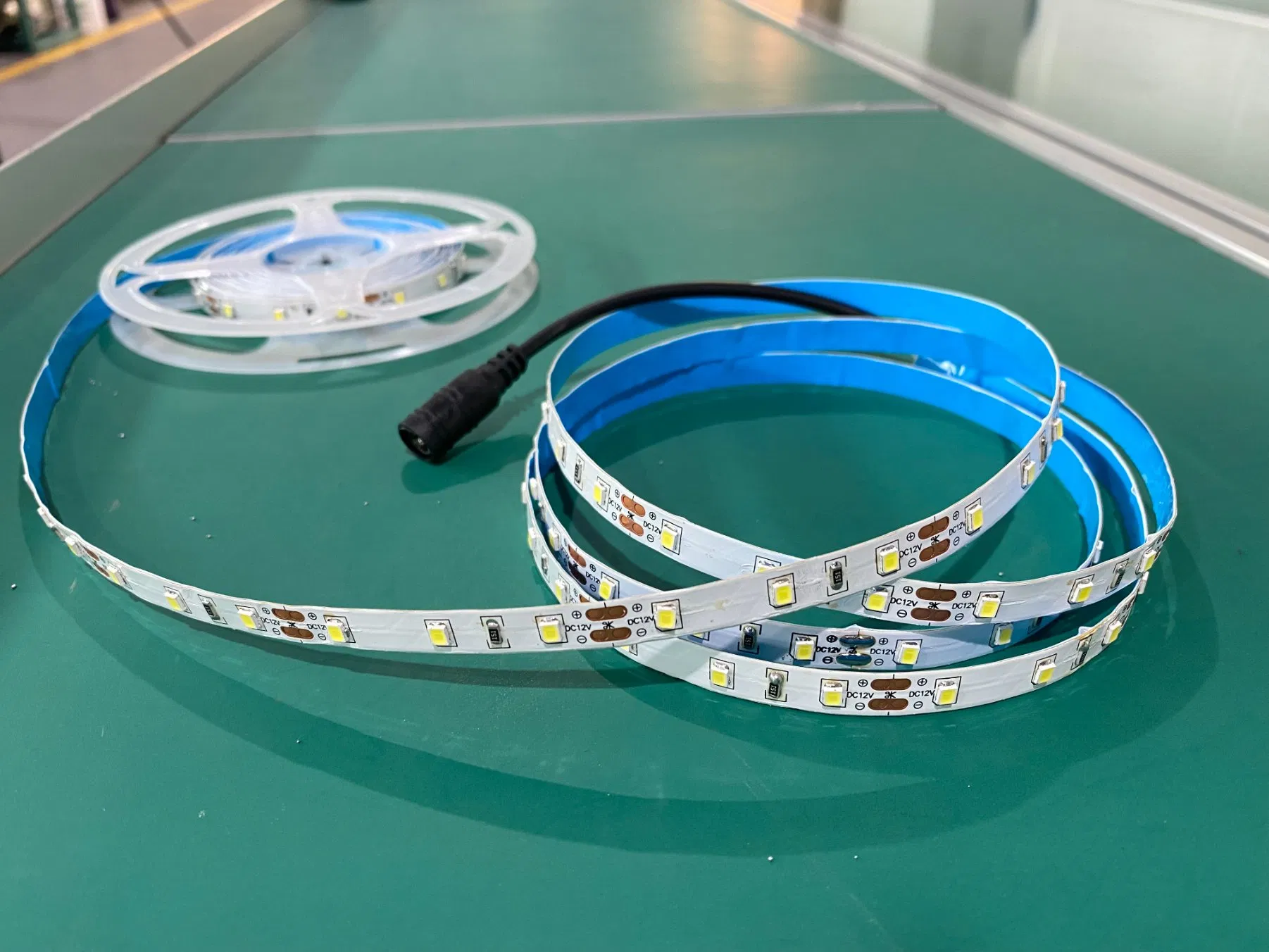 Low Voltage 4040 2835 120 50m House Decorations Red Yellow RGBW Multi Color LED Flexible Light Strip Lamp Roll LED Strip Lights for Ceiling