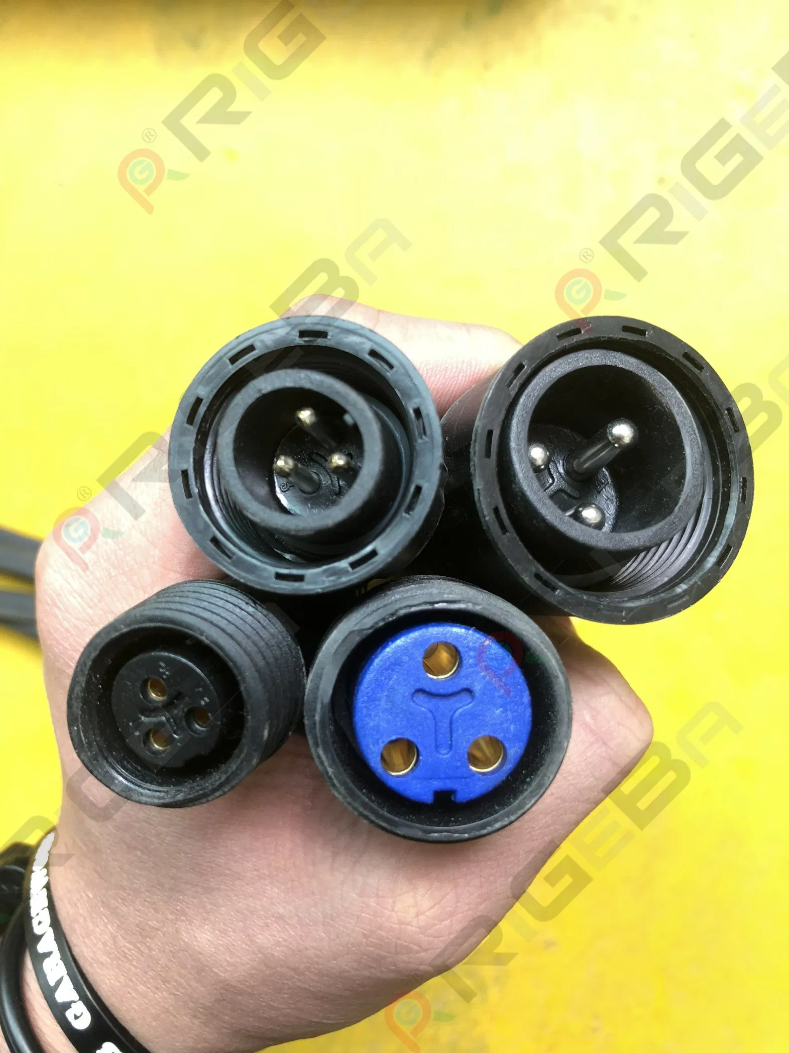 Rigeba 14LEDs*30W 4in1 Outdoor LED Wall Washer Light for Landscape