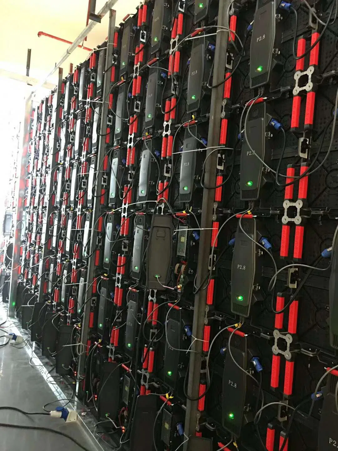 Outdoor IP67 P3 P4 P5 P3.91 P4.81 Fullcolour Curved Digital Flexible Advertising Waterproof Video Wall LED Screen Display