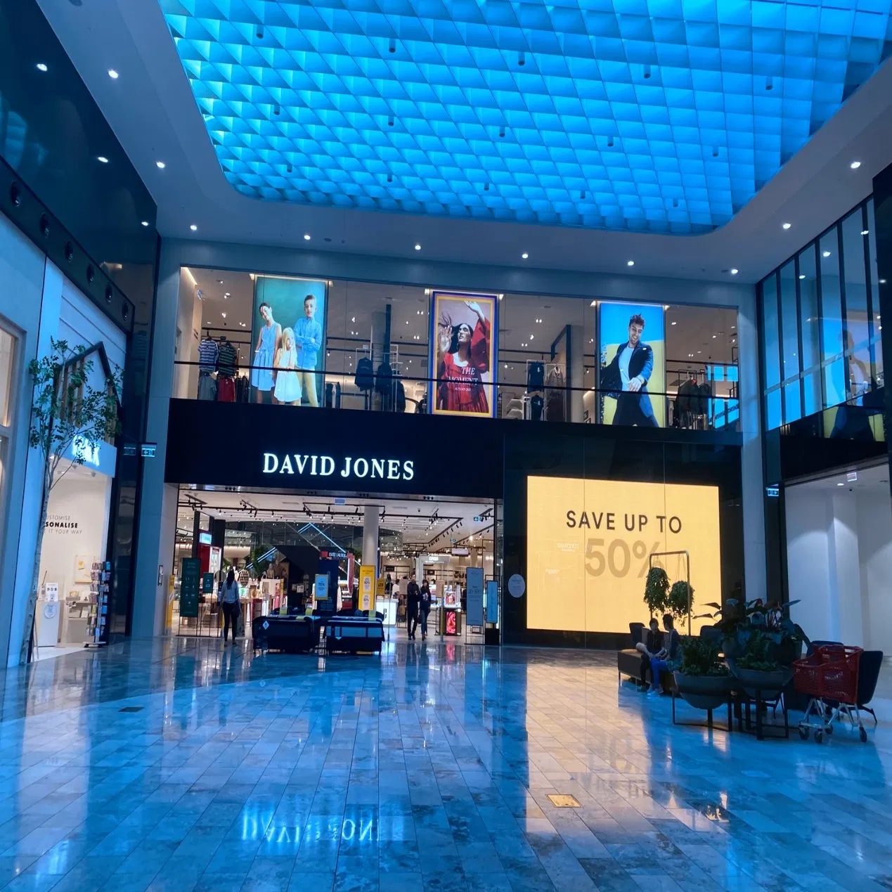 HD Small Pixel Pitch P2.5 P2.976 P3.91 P4.81SMD Rental Stage Screens Video Wall Signs Digital Indoor LED Display Panel for Sale